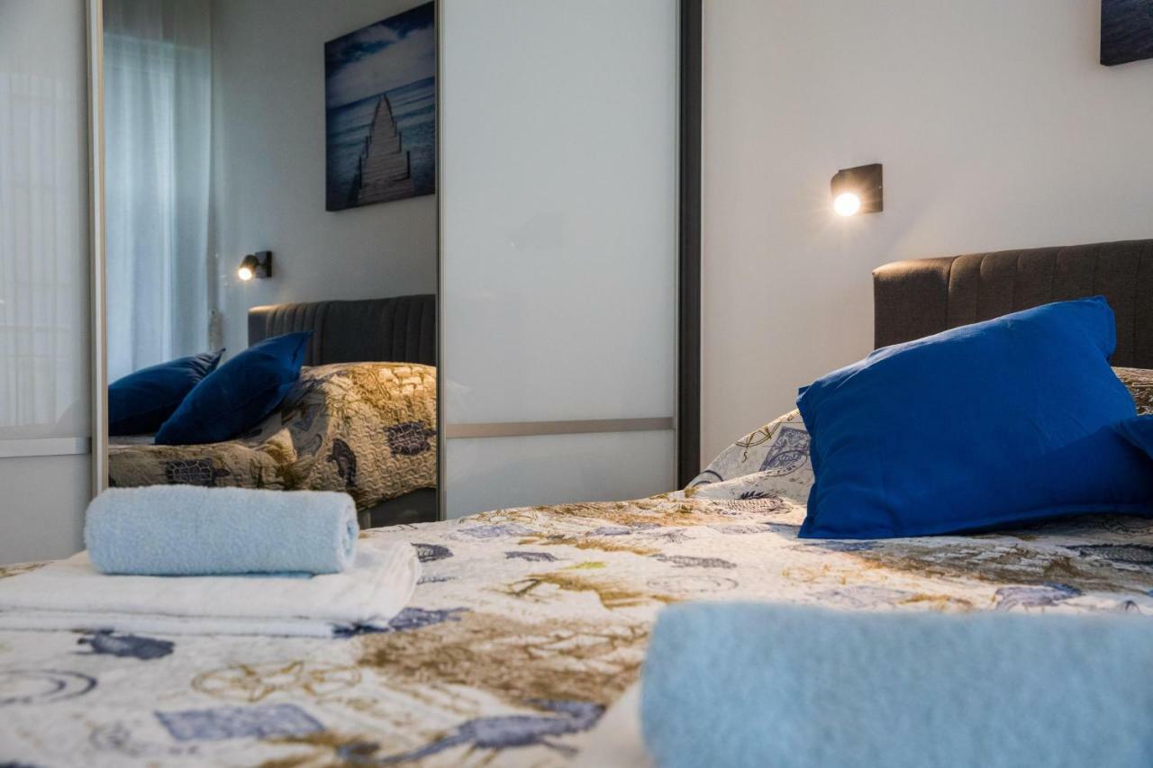دوبروفينك Apartment The First المظهر الخارجي الصورة