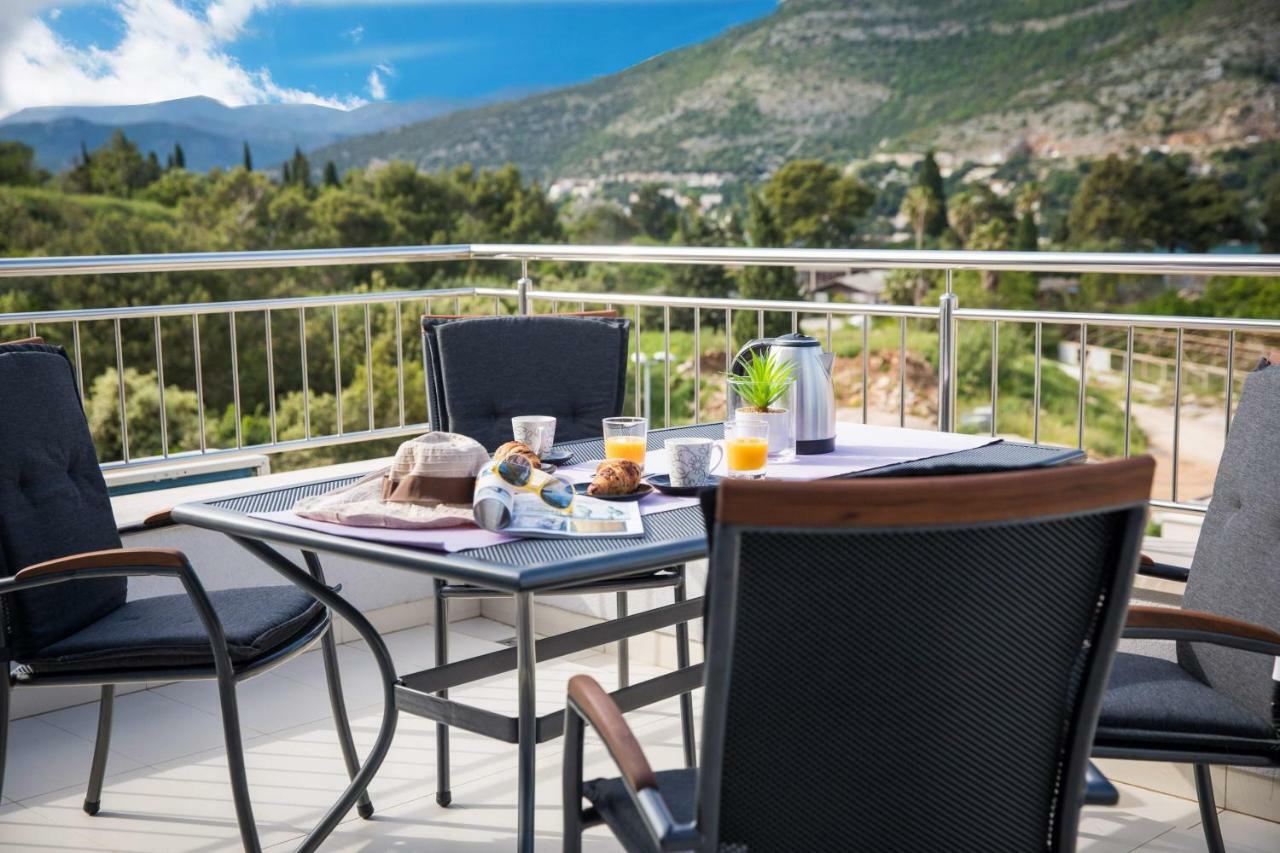 دوبروفينك Apartment The First المظهر الخارجي الصورة