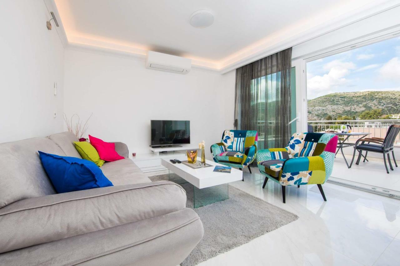 دوبروفينك Apartment The First المظهر الخارجي الصورة