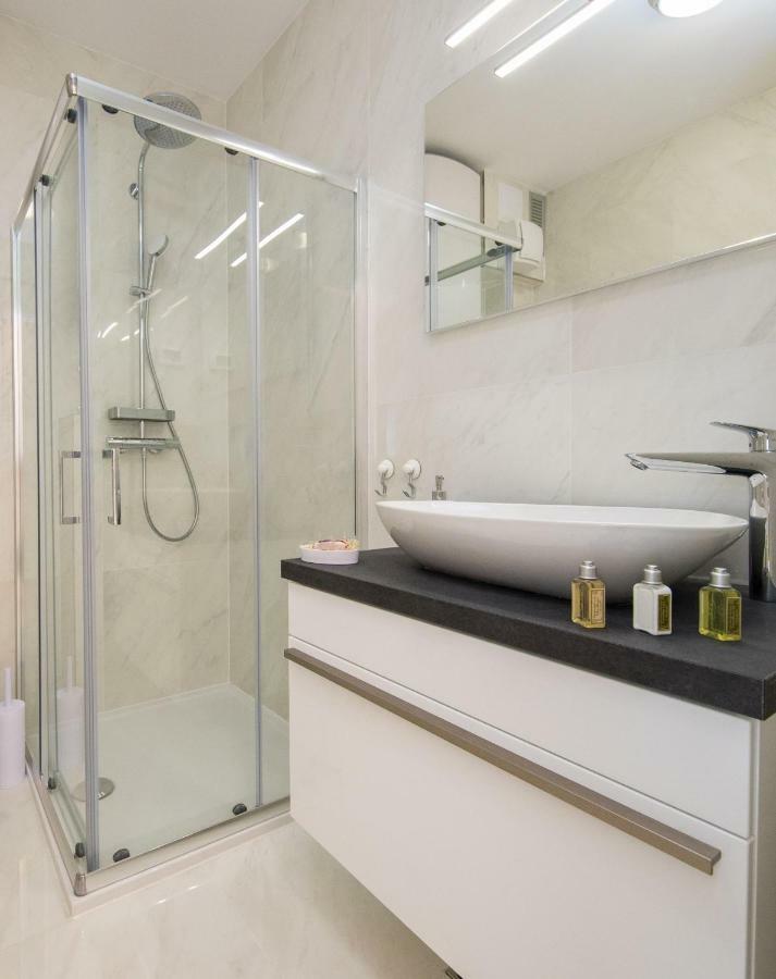 دوبروفينك Apartment The First المظهر الخارجي الصورة