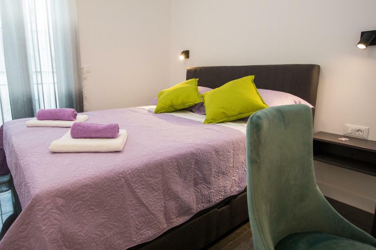 دوبروفينك Apartment The First المظهر الخارجي الصورة